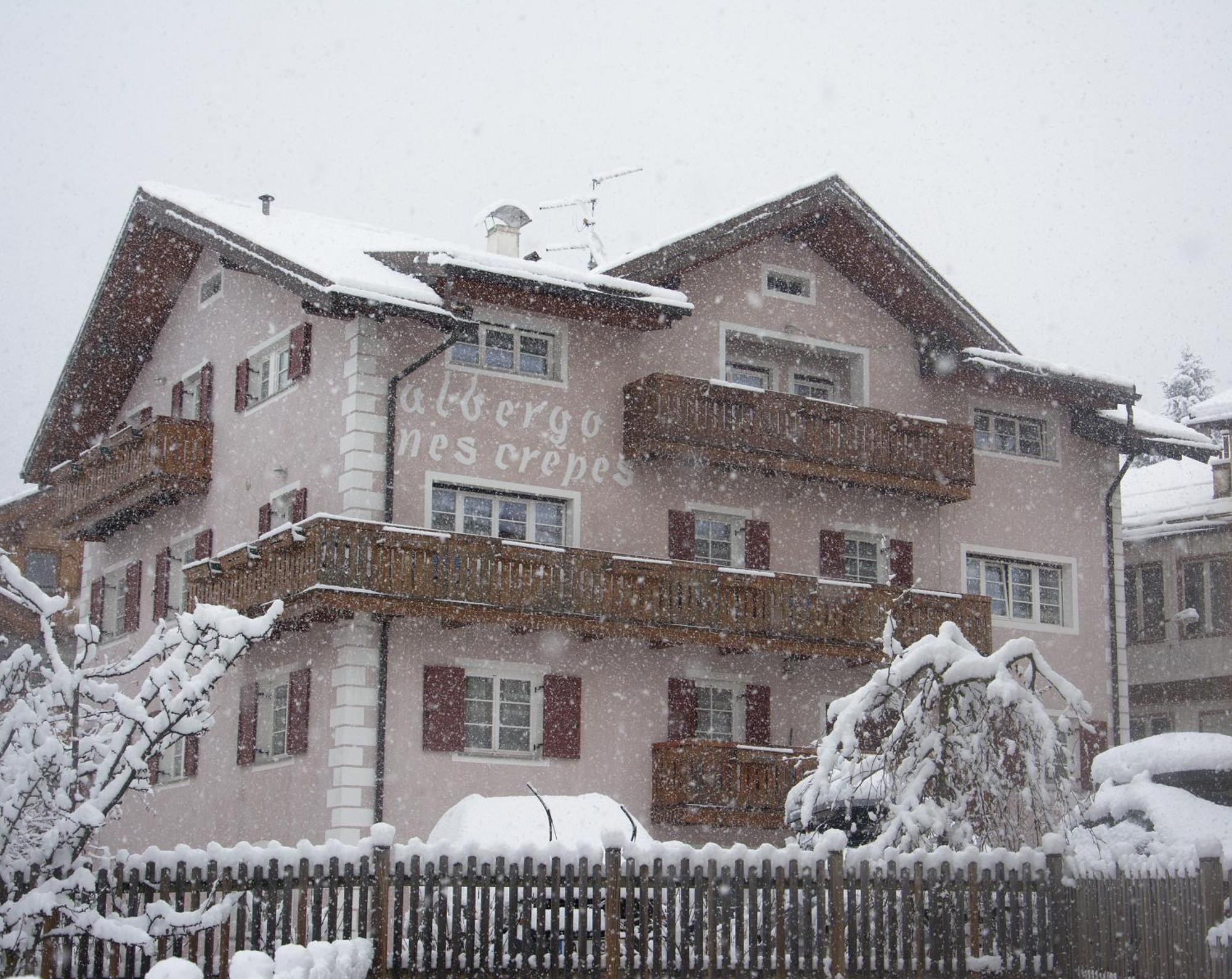 Hotel Nes Crepes Pozza di Fassa Zewnętrze zdjęcie