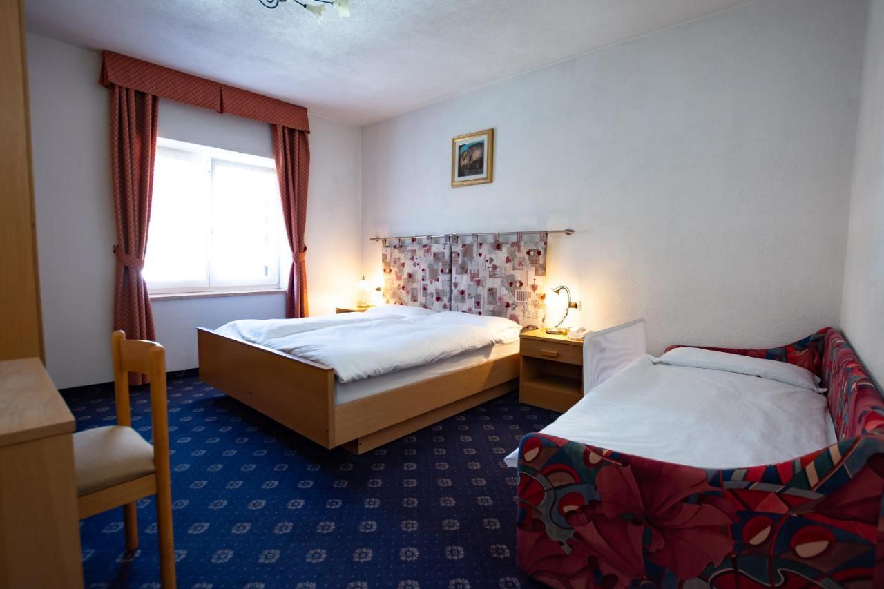 Hotel Nes Crepes Pozza di Fassa Zewnętrze zdjęcie