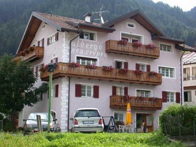 Hotel Nes Crepes Pozza di Fassa Zewnętrze zdjęcie